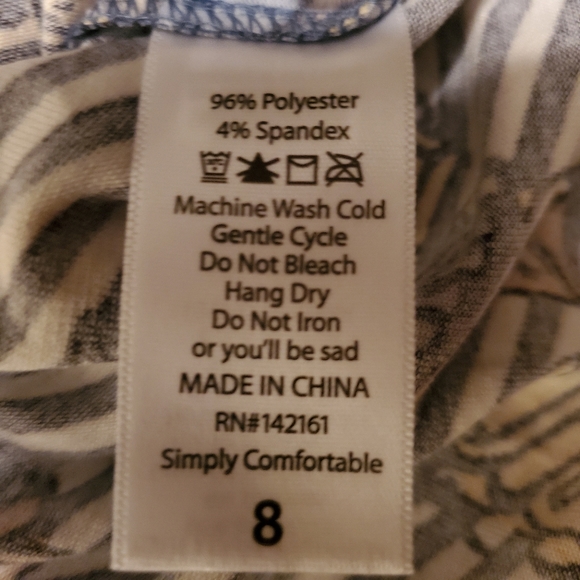 5/25 LuLaroe Gracie Kids Shirt Trucks & Wrenches 8 NWT - Picture 4 of 5